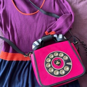 Betsy Johnson WORKING vintage phone crossbody purse